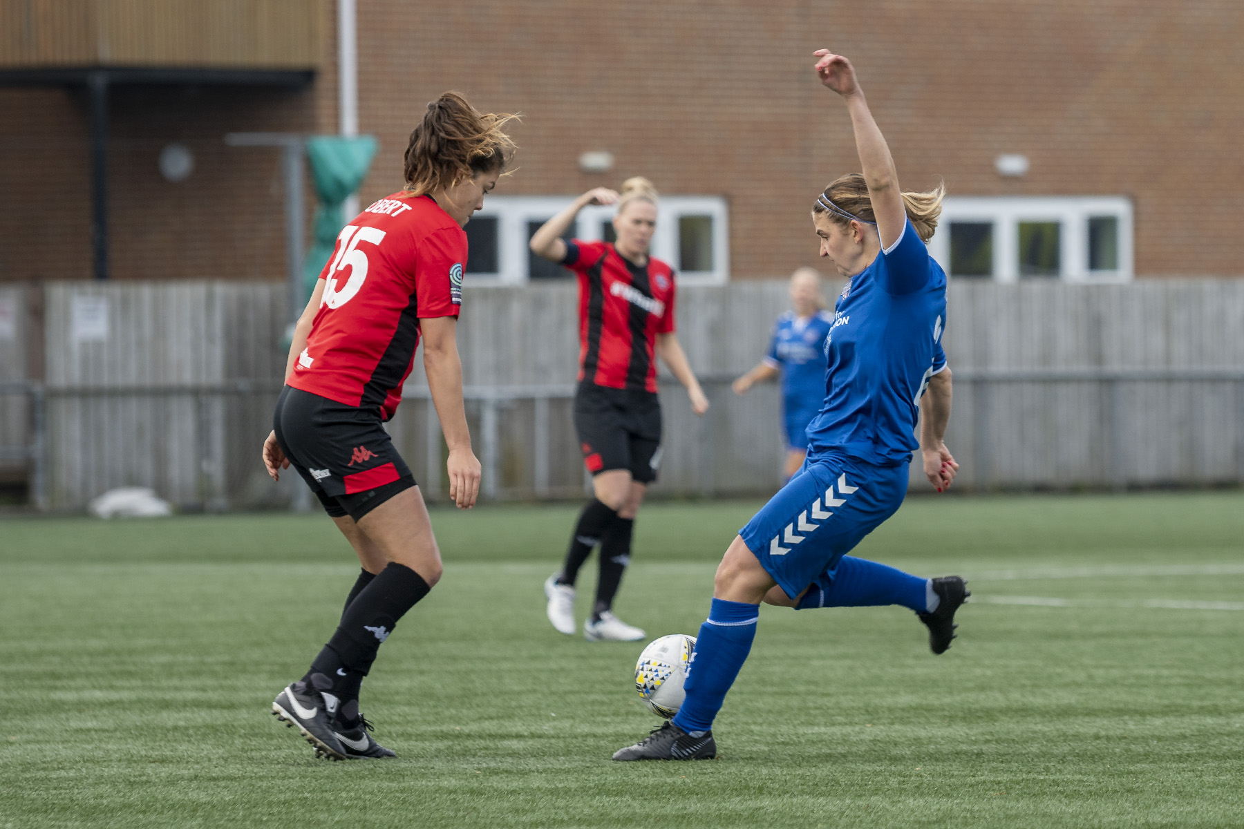 HOLMES: “We go there full of confidence”